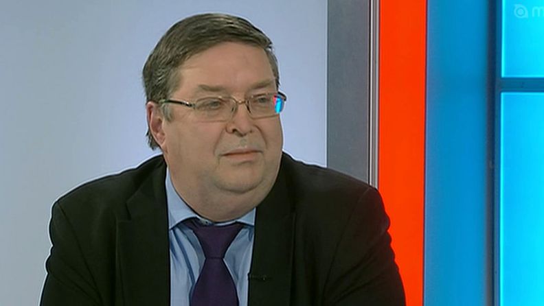 EK:n työmarkkinajohtaja Lasse Laatunen Kymmenen uutisissa 16. joulukuuta 2012.