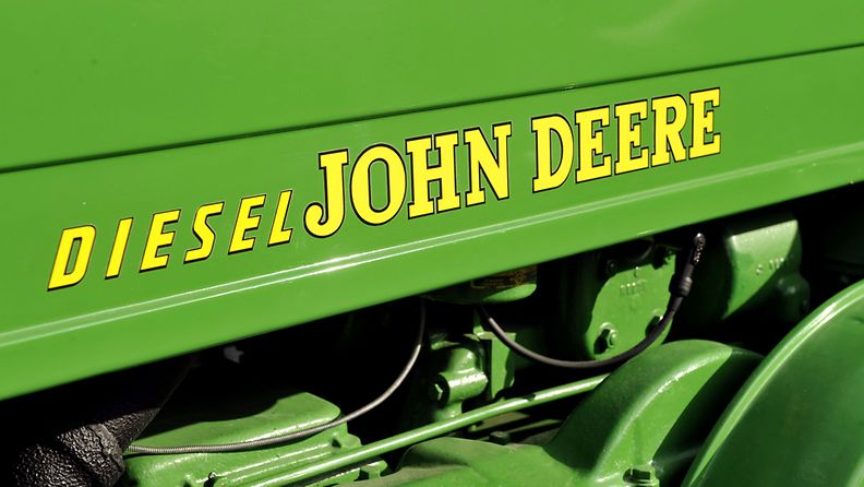 Vanha John Deere traktori. 