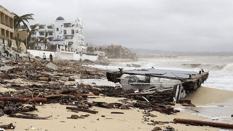 Hurrikaani Odilen aiheuttamia tuhoja Los Cabosissa Meksikossa 15. syyskuuta 2014.