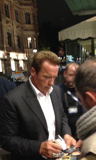 Arnold Schwarzenegger Kämpin edessä