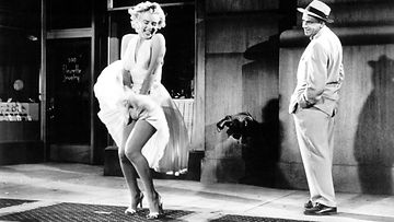 Marilyn-Monroe-and-Tom-Ewell-The-Seven-Year-Itch-1955
