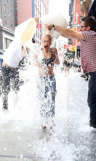 Ice Bucket Challenge ja Rita Ora 2