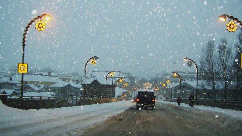 Lumisateita Porvoossa. Lukijan kuva: Matti Pöhö