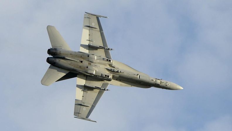 hävittäjä ilmavoimat lentokone armeija puolustusvoimat ilmasota ilmaharjoitus
