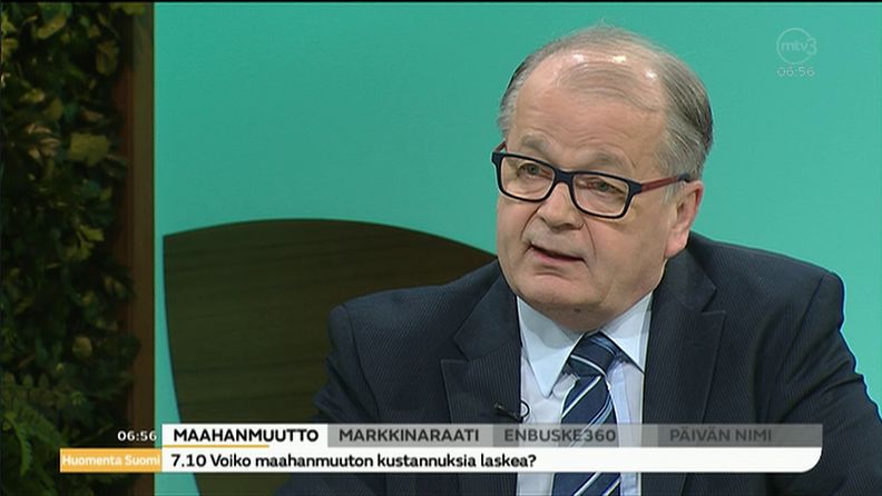Trafin ilmailujohtaja Pekka Henttu Huomenta Suomessa 25. maaliskuuta 2015.