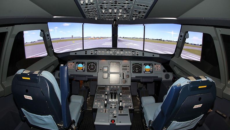 28909705 Airbus lentokone ohjaamo simulaattori