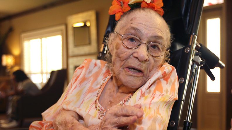 Gertrude Weaver maailman vanhin