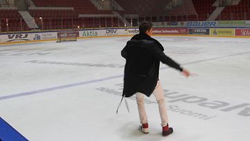 Tunnelmaa Robinin Kipinän hetki -videon kuvauksista huhtikuulta 2015. (20)