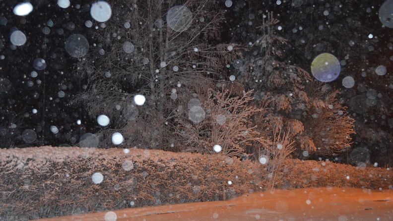 kevät sää lumi vappu takatalvi Lukijan kuva