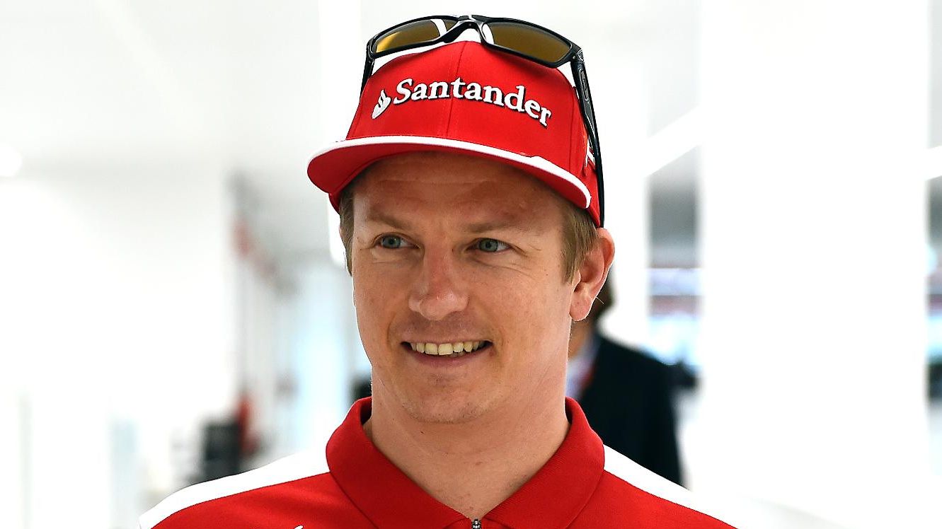 Räikkönen avautui isyydestä: Vauva nukkuu jo kokonaisia öitä 