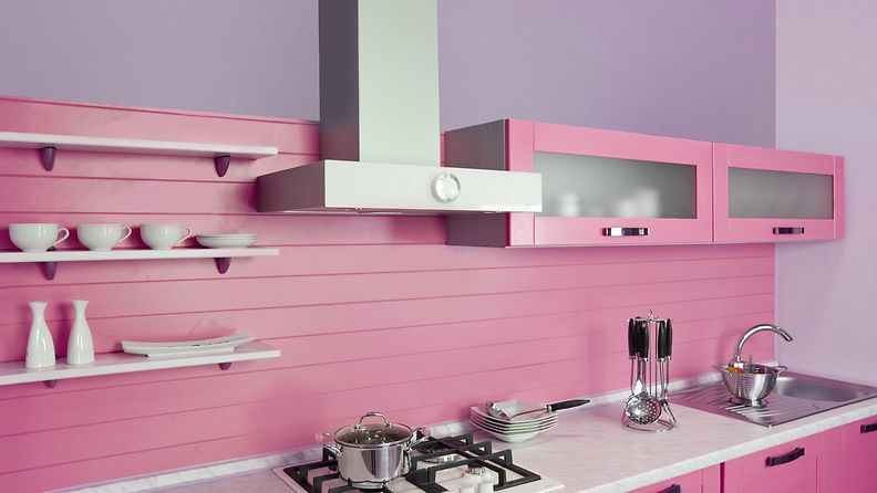 pinkki keittiö