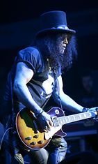 Slash konsertoi Helsingin jäähallissa torstaina 28. toukokuuta.