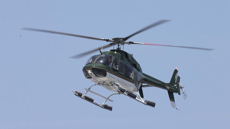Harrison Ford ohjaamassa helikopteria 28.5.2015.