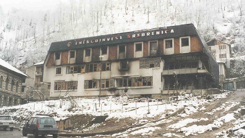 srebrenican energiayhtiön rakennus bosnian sodan aikaan vuonna 1996.