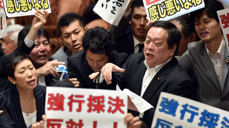 Japani protesti