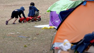 pakolaiset siirtolaiset välimeri pakolaiskriisi turvapaikanhakija teltta