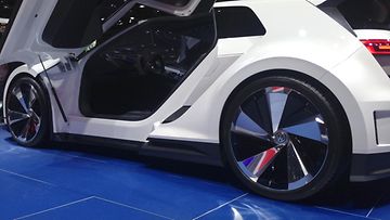 Volkswagen Golf GTE konseptiauto Frankfurtin automessuilla 2015.