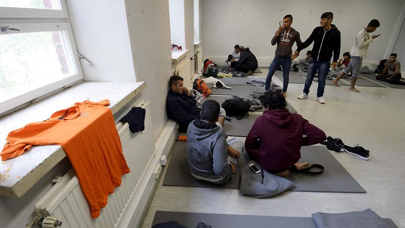Vastaanottokeskus pakolaiset pakolainen pakolaiskriisi hennala lahti varuskunta turvapaikka turvapaikanhakija turvapaikanhakijat