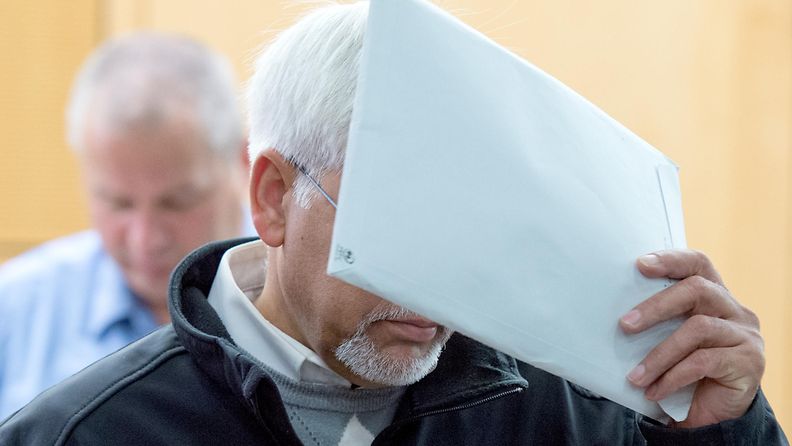 Kunniamurha-oikeudenkäynti Saksassa syyskuu 2015