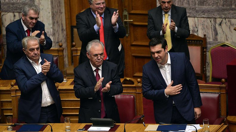 Alexis Tsipras ennen äänestystä