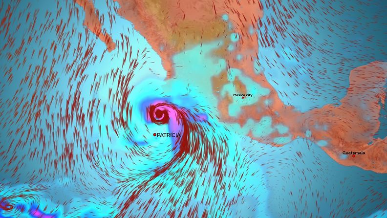 Voimakas hurrikaani Patricia lähestyy Meksikoa.