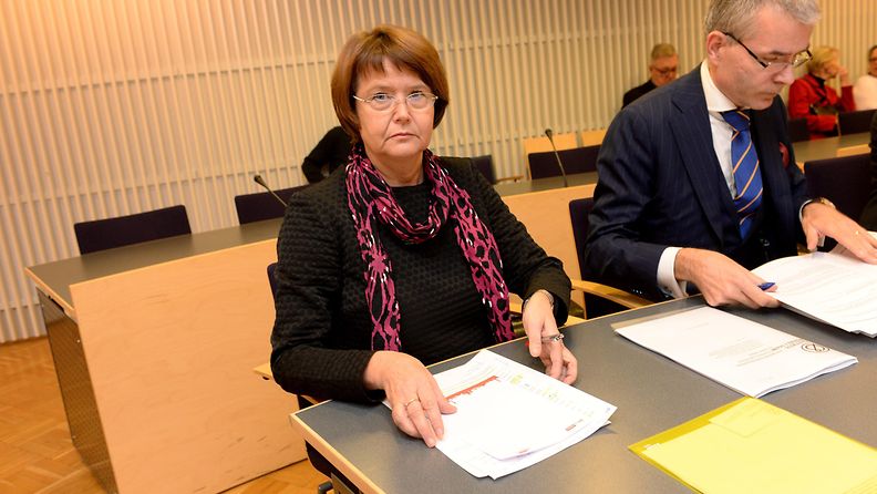 Aalto-yliopiston rehtori Tuula Teeri Espoon käräjäoikeudessa 4. marraskuuta 2015. 