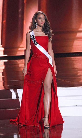 Miss Universum 2016 Flora Coquerel 2
