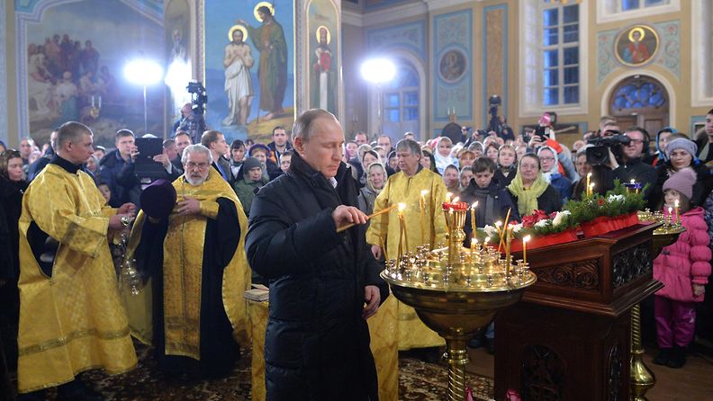 Putin joulukirkossa 2016 2