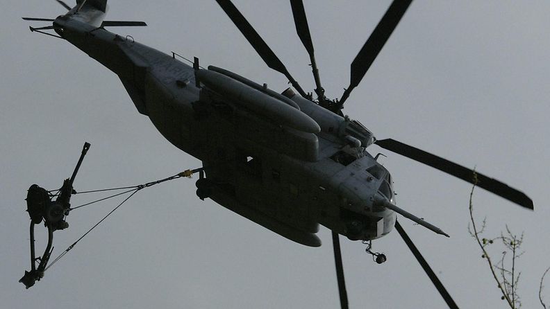 Kuvituskuvaa CH-53-helikopterista.