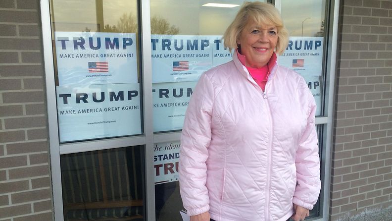 Iowalainen Louise Smith uskoo yhä, että Trumpista tulee Yhdysvaltain seuraava presidentti.