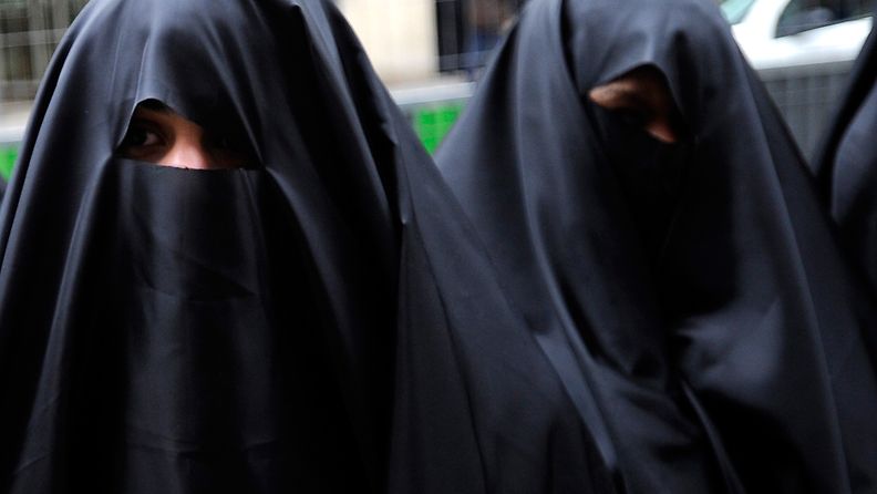 Muslimi islam burka