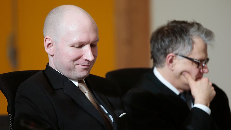 Breivikille tehty 400 ruumiintarkastusta alasti vankila-aikana