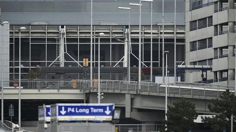 brysselin lentokenttä iskujen jälkeen