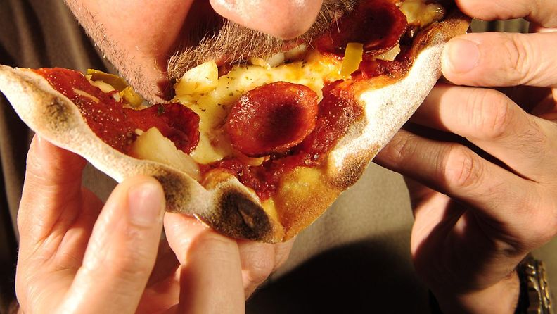 Salami pepperoni pizza meetvursti metvursti