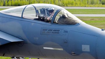Kansalliskaartin F-15 palaa Rissalan tukikohtaan tiistain 10.5. ensimmäisen lentokierroksen jälkeen.