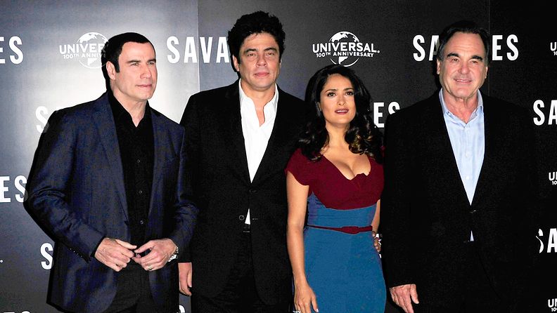 2012 Salma Hayek, Bencio Del Toro, John Travolta, Oliver Stone
