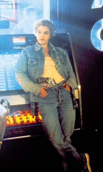 Drew Barrymore, 1992