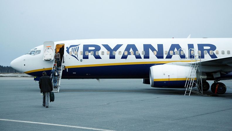 Ryanair, lentoyhtiö, lentokone, lennot