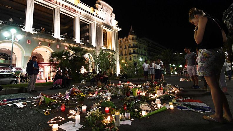 Nizzassa surraan terrori-iskun uhreja