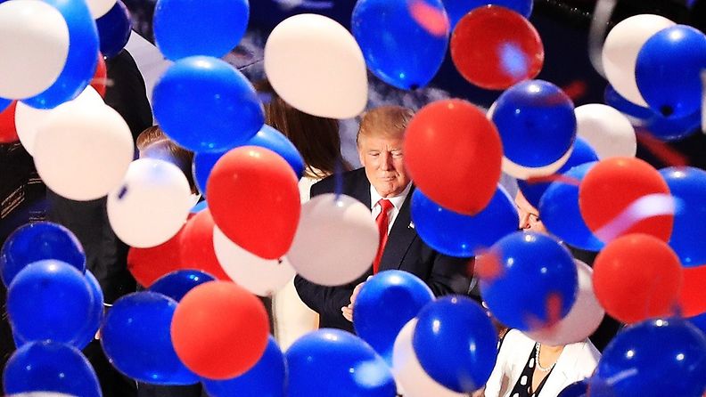 Republikaanien puoluekokous Clevelandissa - ilmapallot ja päätähti Donald Trump.