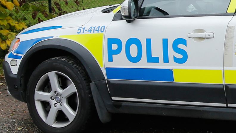 Poliisiauto ruotsi poliisi kuvituskuva