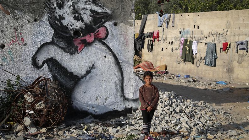 Banksyn seinämaalaustaidetta Gazan kaupungissa Palestiinassa