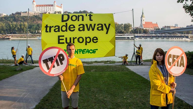 TTIP vapaakauppasopimus mielenosoitus Greenpeace