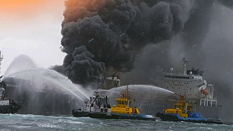 tankkeri tulipalo laiva meksikonlahti Pemex
