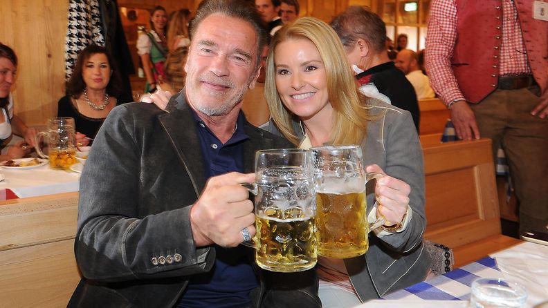 Arnold Schwarzenegger Oktoberfesteillä 27.9.2016 2