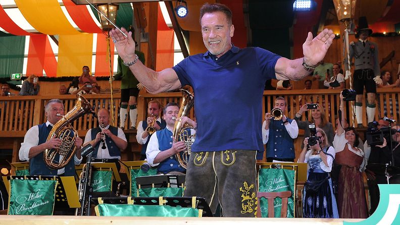 Arnold Schwarzenegger Oktoberfesteillä 27.9.2016 5