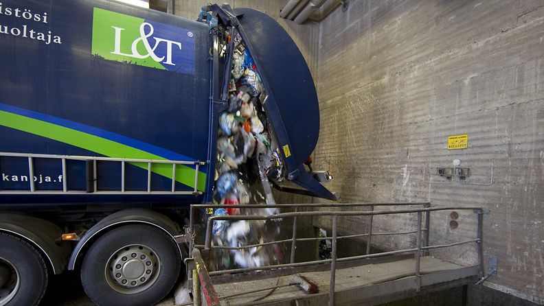 L&T Lassila & Tikanoja roska-auto jäteauto