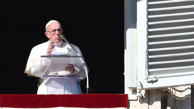 Paavi Franciscus vierailee Ruotsissa
