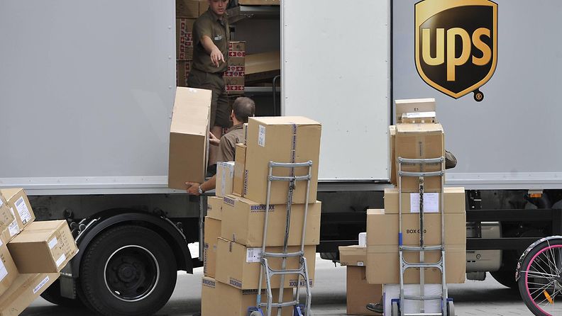 UPS paketti