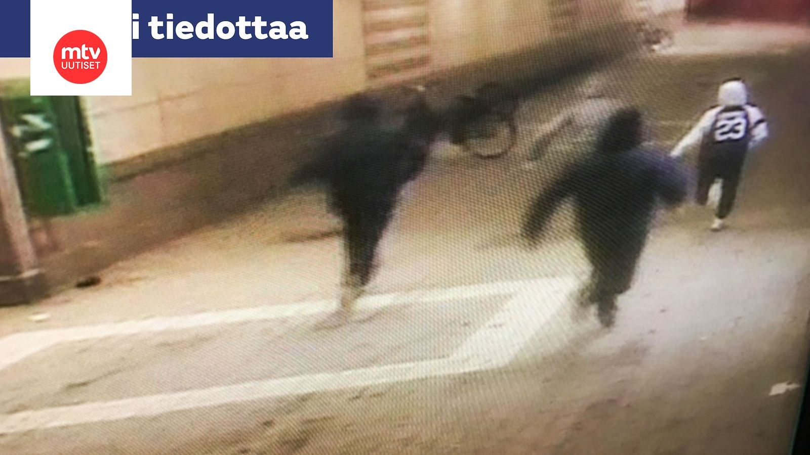 Raju pahoinpitely juna-asemalla: Miestä lyötiin veitsellä päähän – tunnetko  näitä epäiltyjä? 